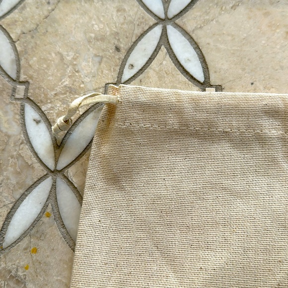 New Valentino Garavani Dust Cover / Dust Bag 13”x 12” - Picture 4 of 5